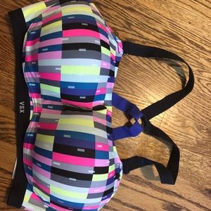 Victoria secrets sports bra